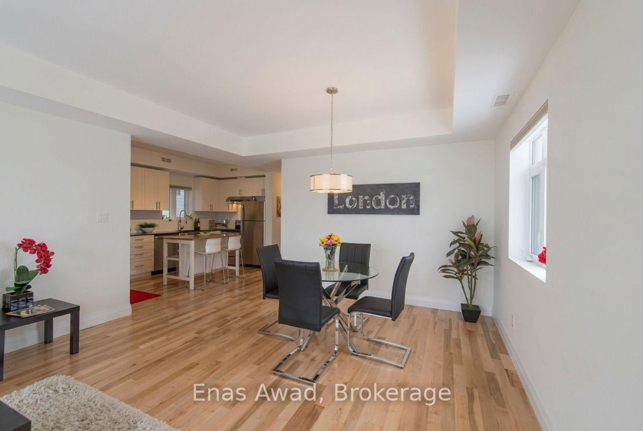 Photo 4 of 322 Tremblay Road, Ottawa, Eastway Gardens/Industrial Park — HOMEH