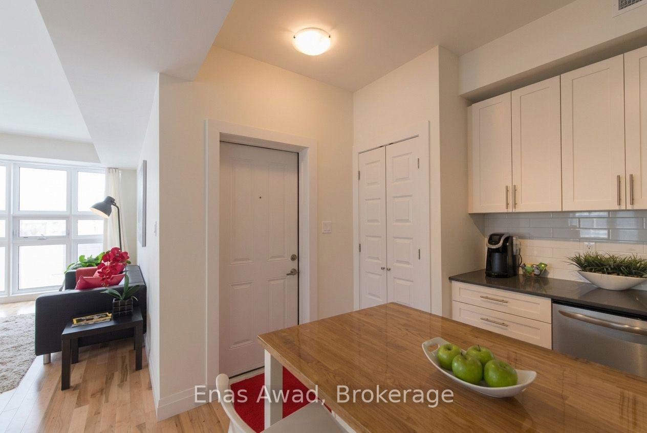 Photo 6 of 322 Tremblay Road, Ottawa, Eastway Gardens/Industrial Park — HOMEH