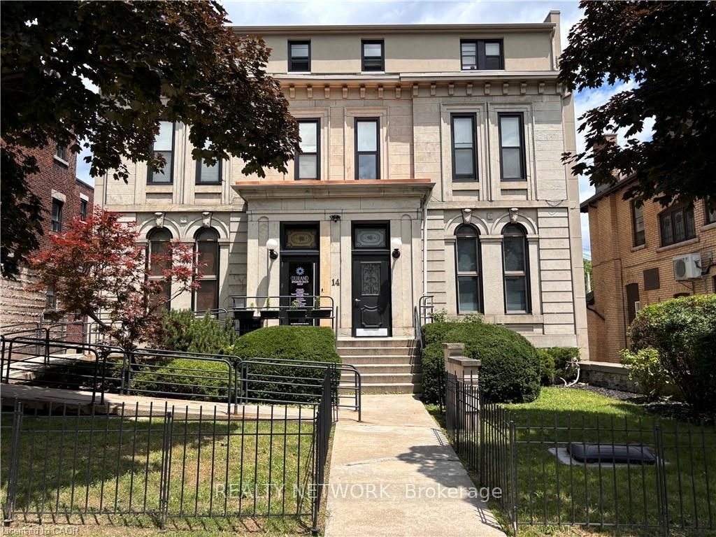 Photo 1 of 14 Duke Street, Hamilton, Durand — HOMEH