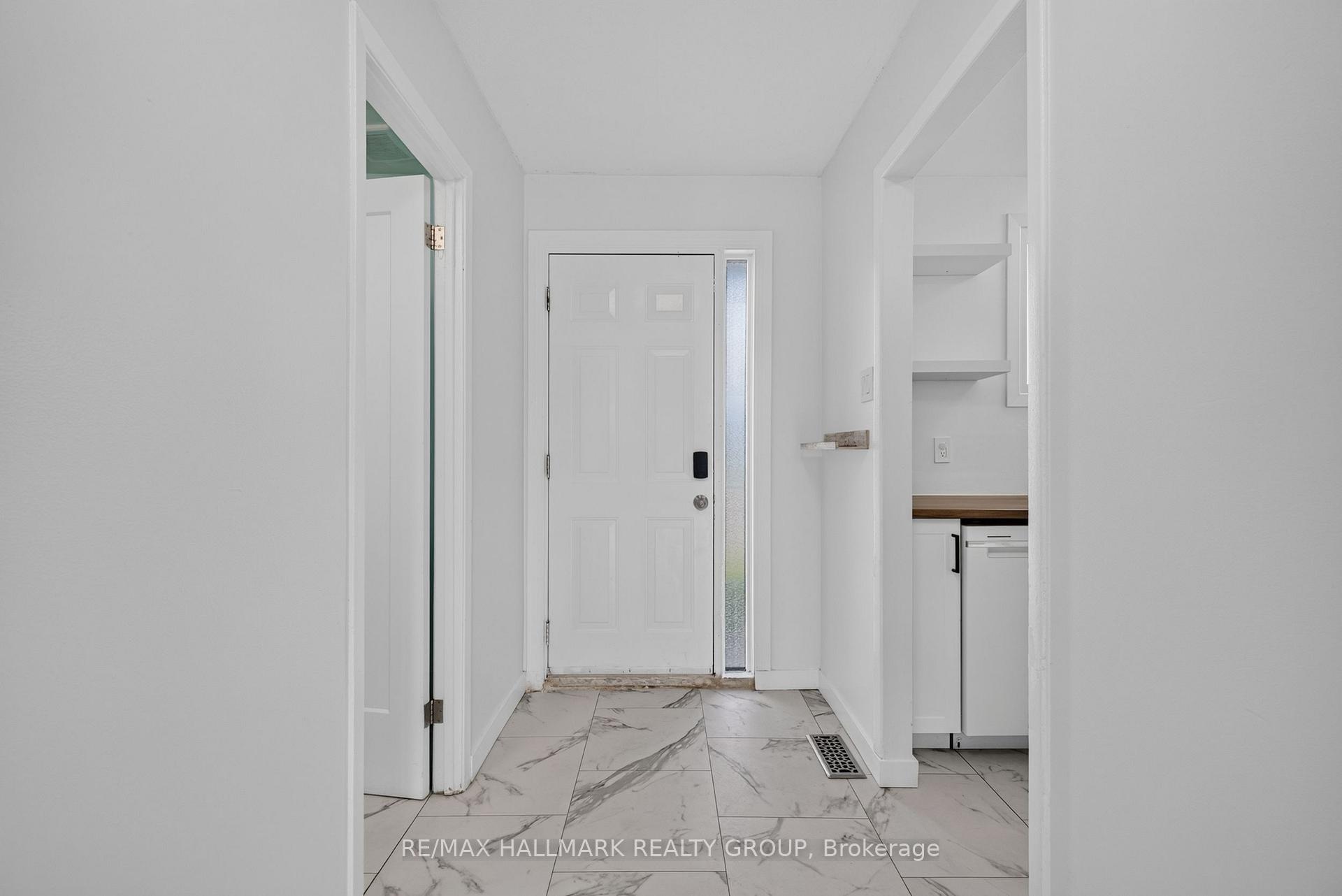 Photo 4 of Unit #58, 89 Bellman Drive, Ottawa, Arlington Woods — HOMEH
