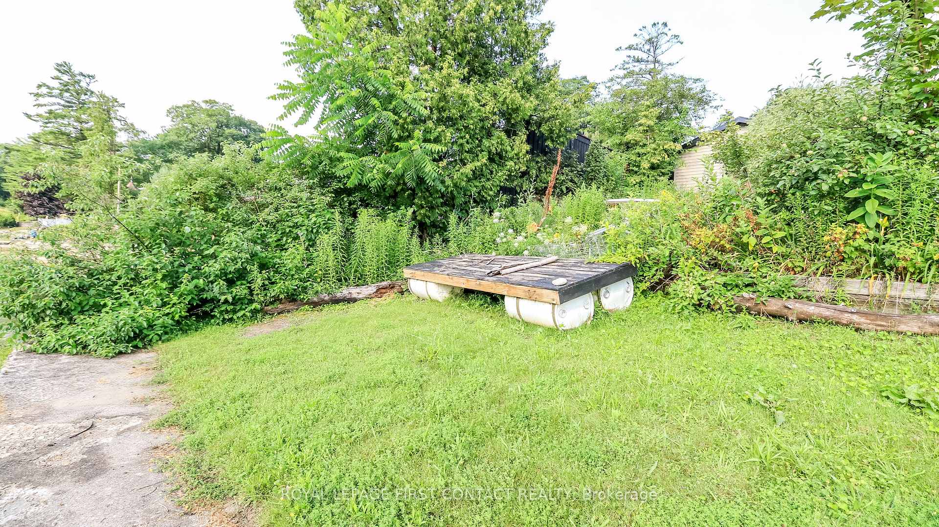Photo 12 of 21 Sunnidale Road, Wasaga Beach — HOMEH
