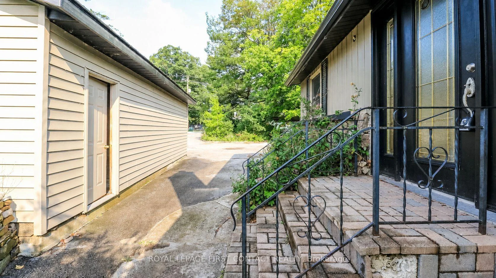 Photo 18 of 21 Sunnidale Road, Wasaga Beach — HOMEH
