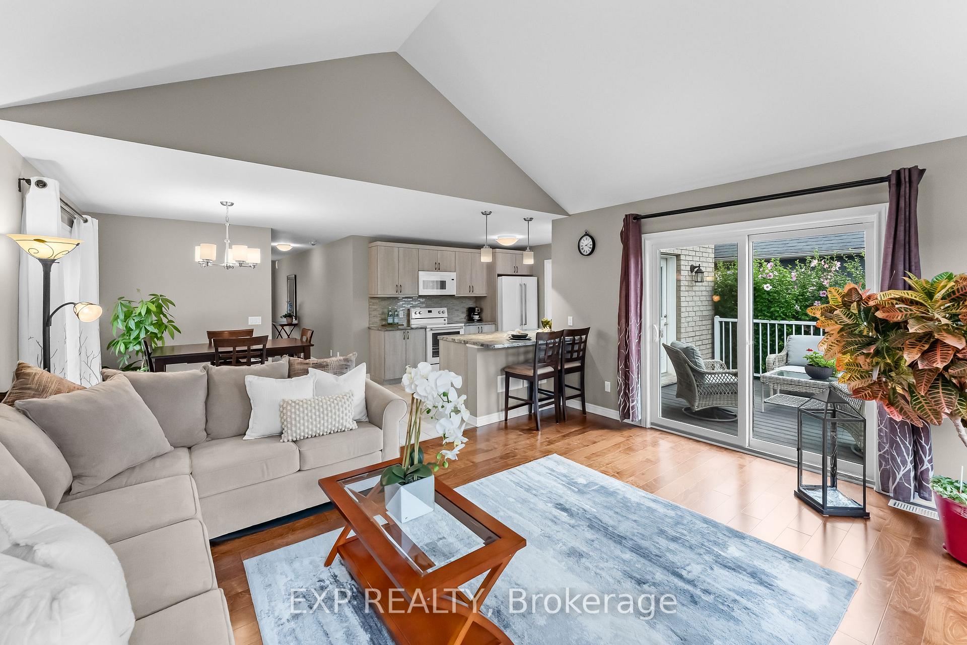 Photo 12 of 37 Mcfarland Street, Thorold, Hurricane/Merrittville — HOMEH