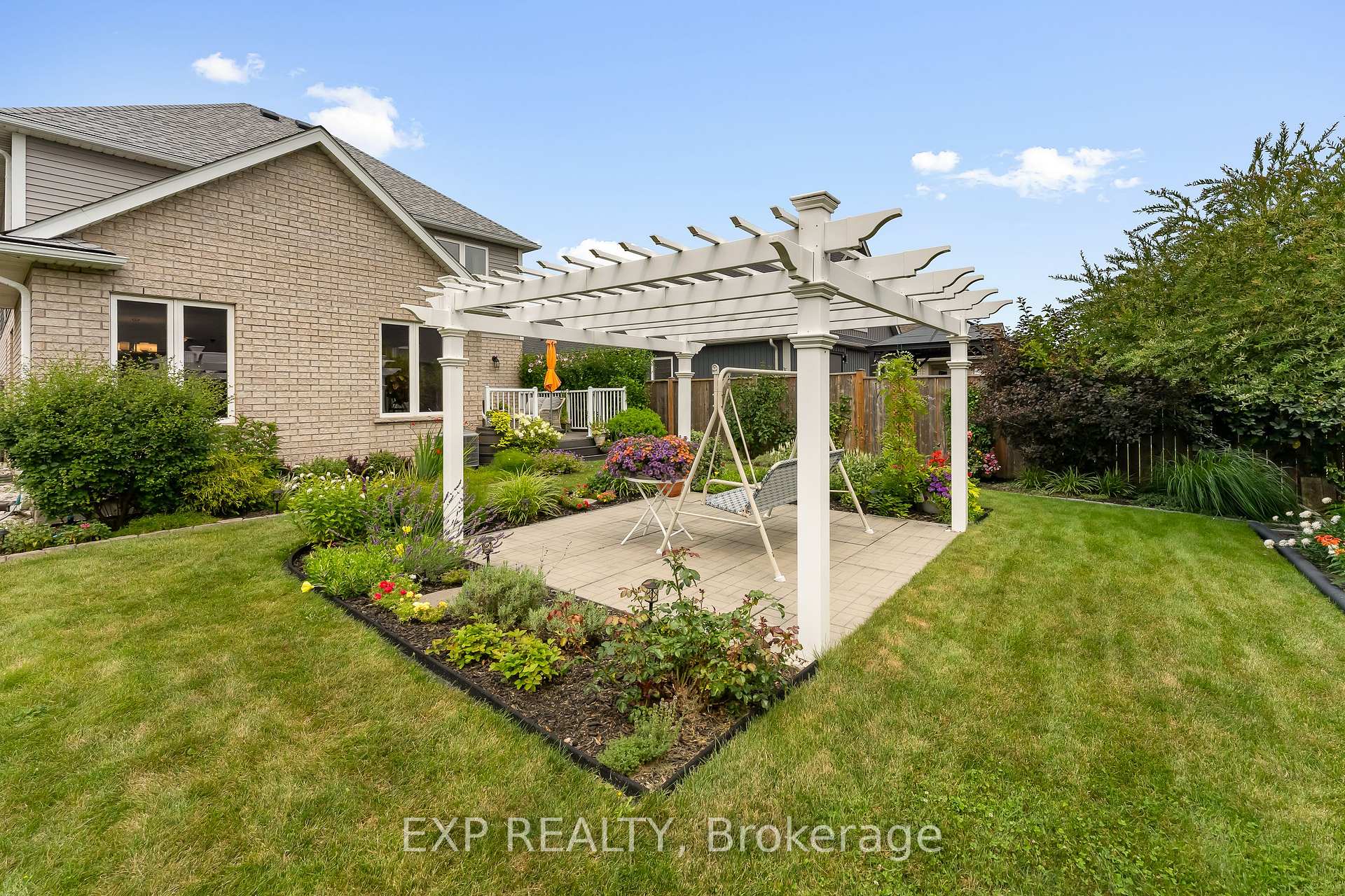Photo 26 of 37 Mcfarland Street, Thorold, Hurricane/Merrittville — HOMEH