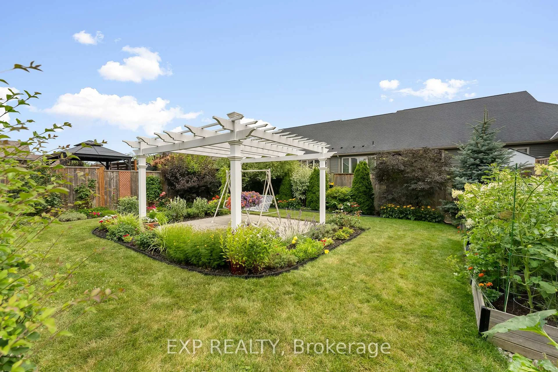 Photo 31 of 37 Mcfarland Street, Thorold, Hurricane/Merrittville — HOMEH