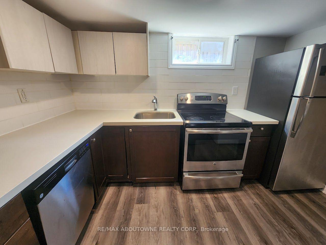 Photo 6 of Unit Lower, 26 Grandfield Street, Hamilton, Huntington — HOMEH