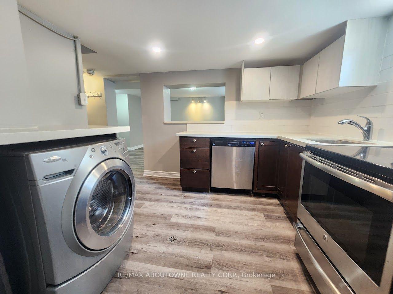 Photo 8 of Unit Lower, 26 Grandfield Street, Hamilton, Huntington — HOMEH