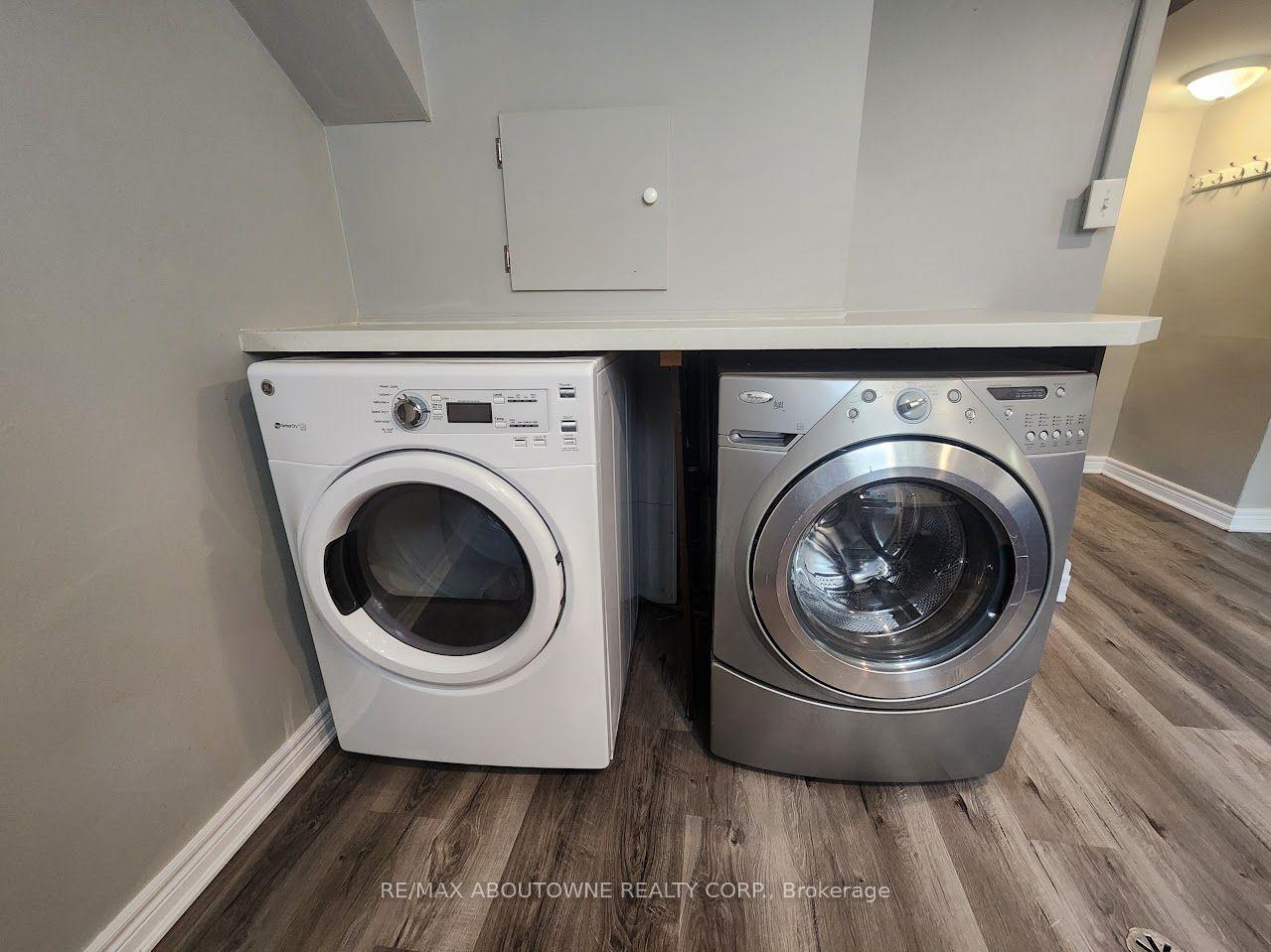 Photo 9 of Unit Lower, 26 Grandfield Street, Hamilton, Huntington — HOMEH