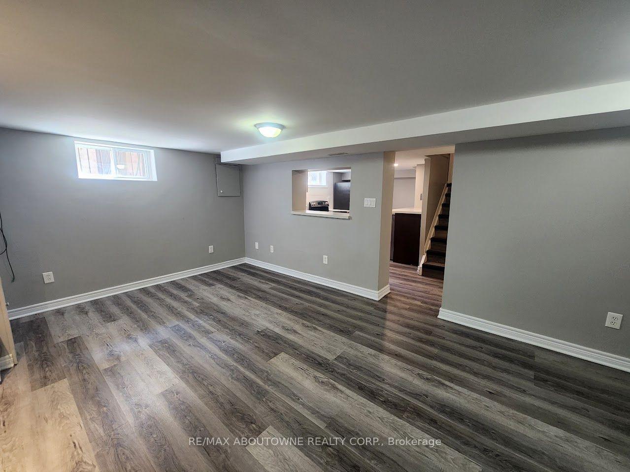 Photo 10 of Unit Lower, 26 Grandfield Street, Hamilton, Huntington — HOMEH