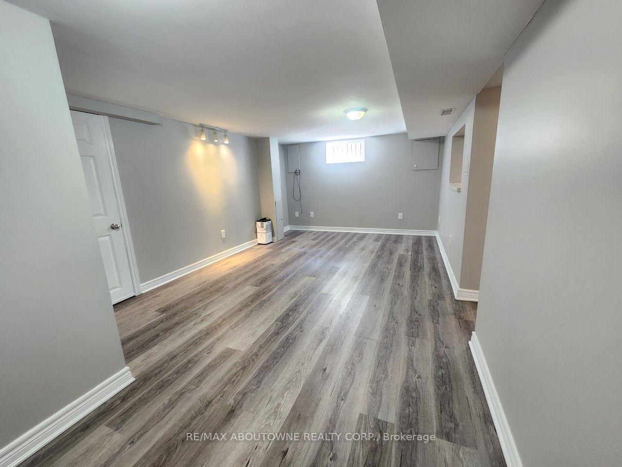 Photo 12 of Unit Lower, 26 Grandfield Street, Hamilton, Huntington — HOMEH