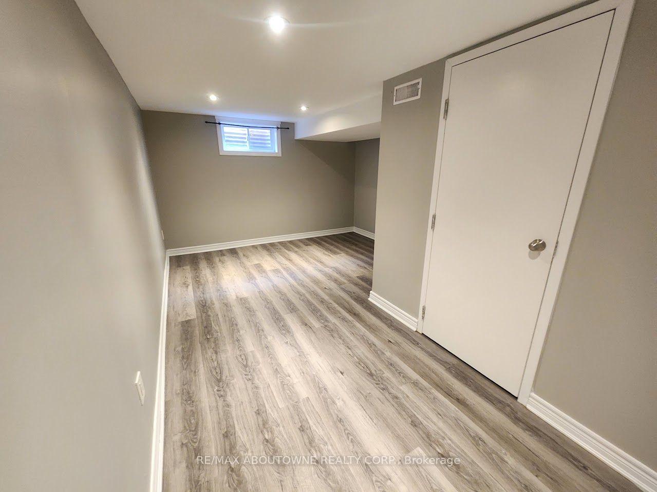 Photo 17 of Unit Lower, 26 Grandfield Street, Hamilton, Huntington — HOMEH