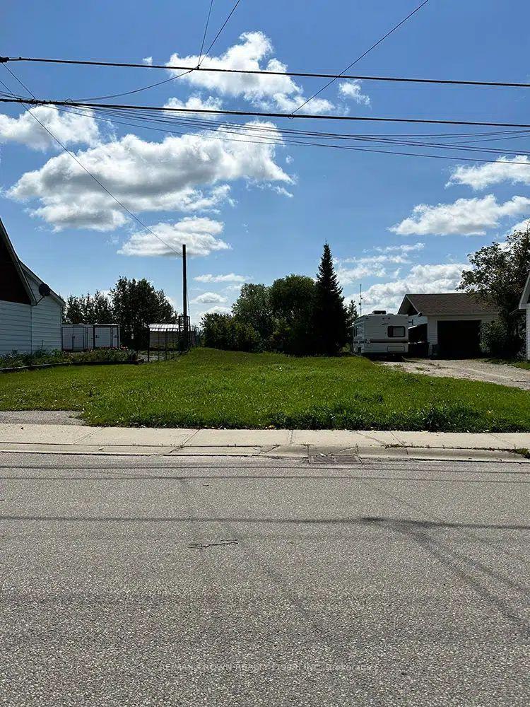 Photo of 107 Hollywood Avenue