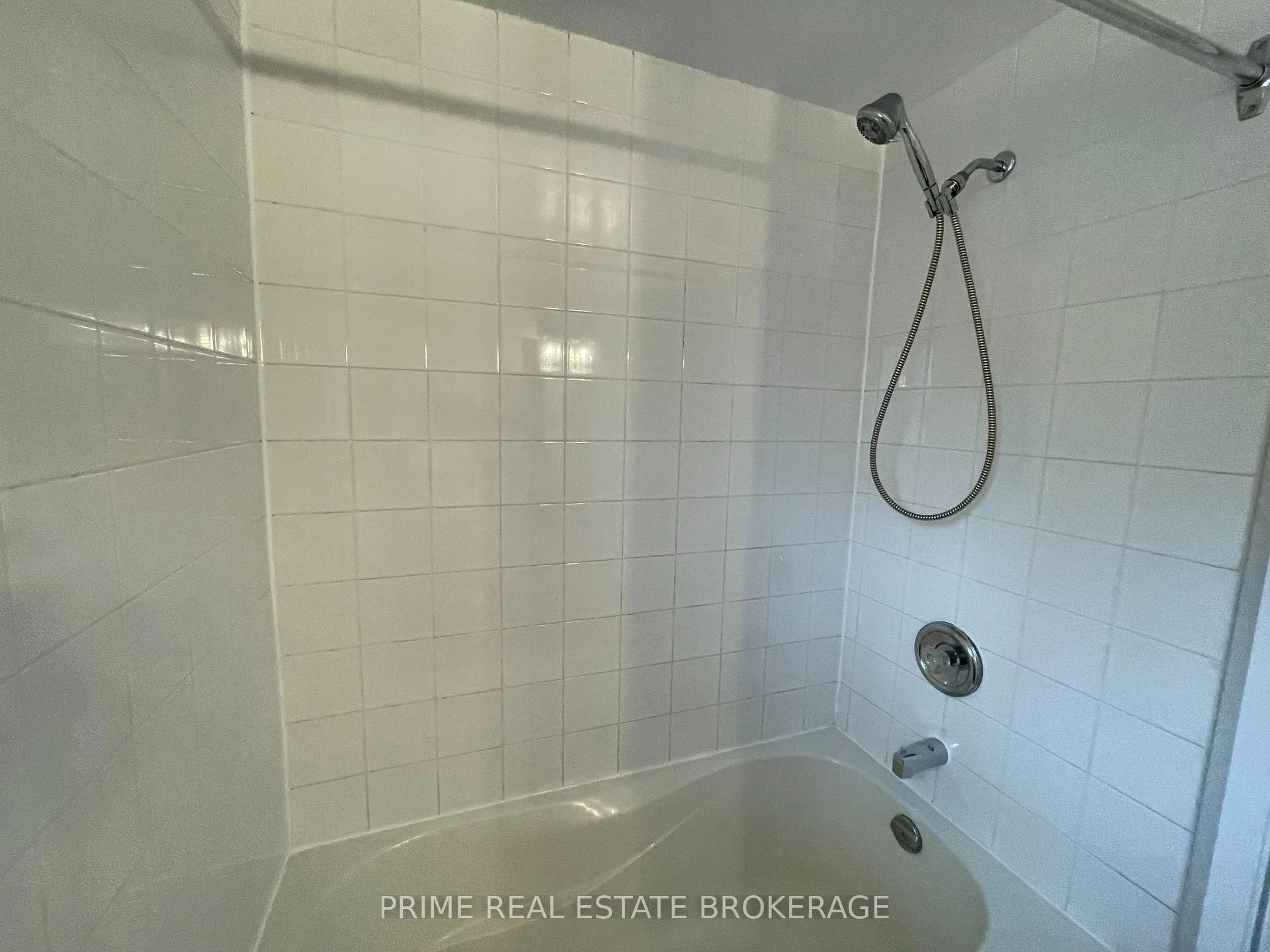 Photo 19 of Unit 44, 135 Belmont Drive, London, South O — HOMEH