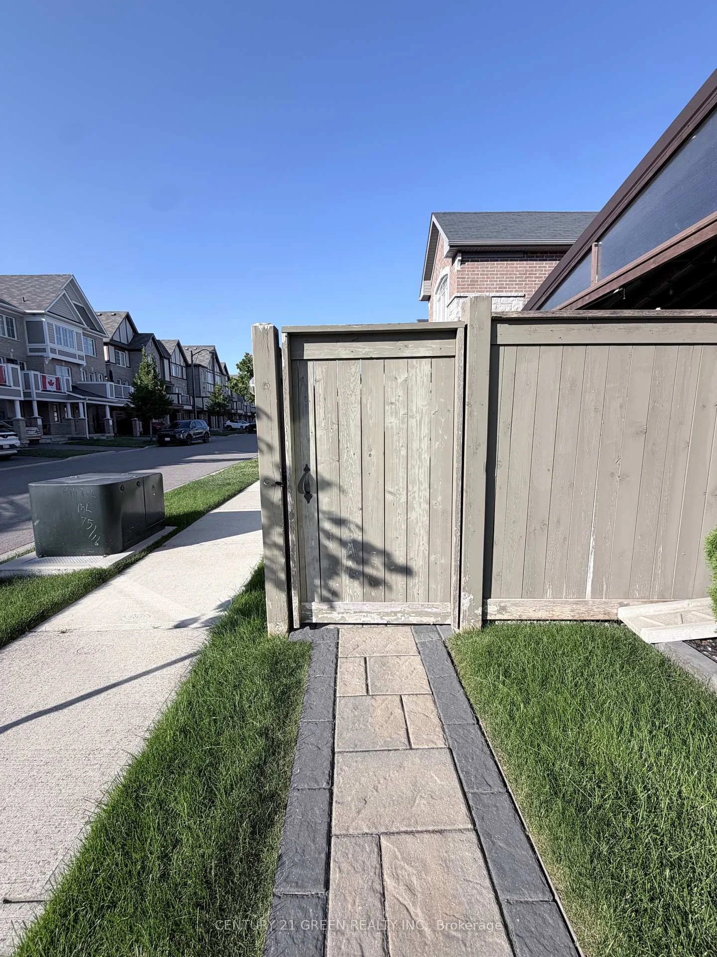 Photo 12 of Unit Bsmt, 1213 Duignan Crescent, Milton, Ford — HOMEH