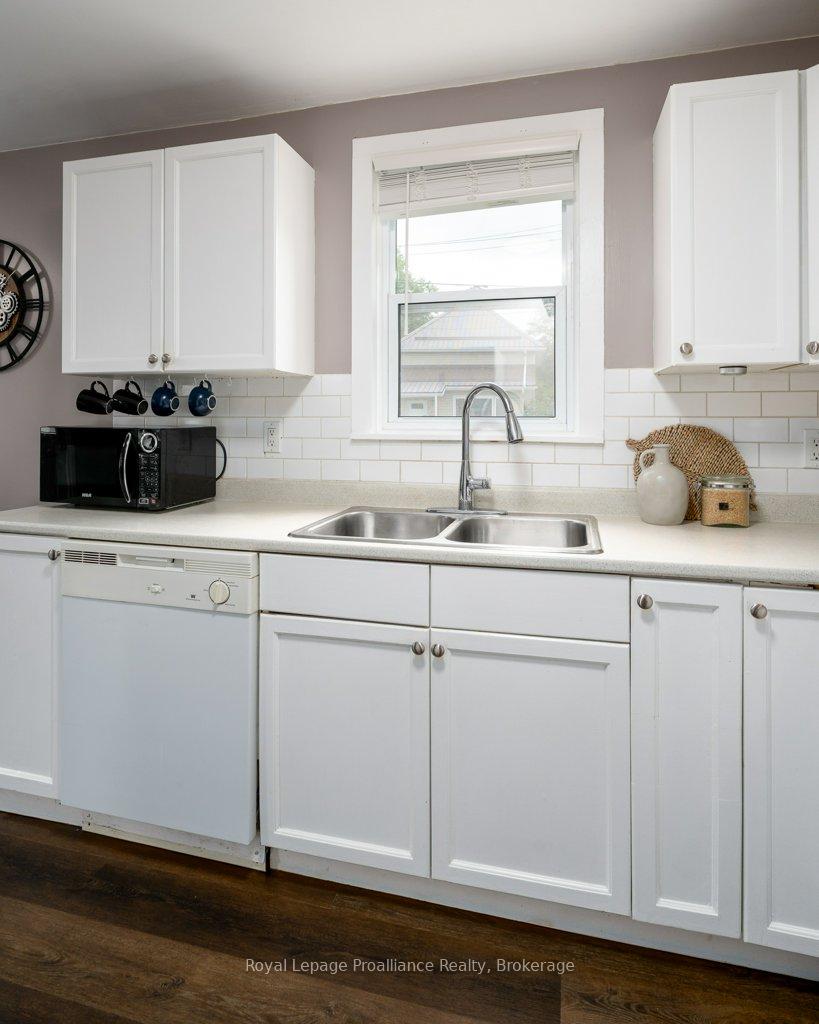 Photo 15 of 61 Pelham Street, Quinte West, Trenton Ward — HOMEH