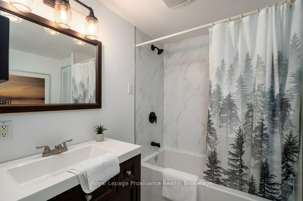 Photo 20 of 61 Pelham Street, Quinte West, Trenton Ward — HOMEH