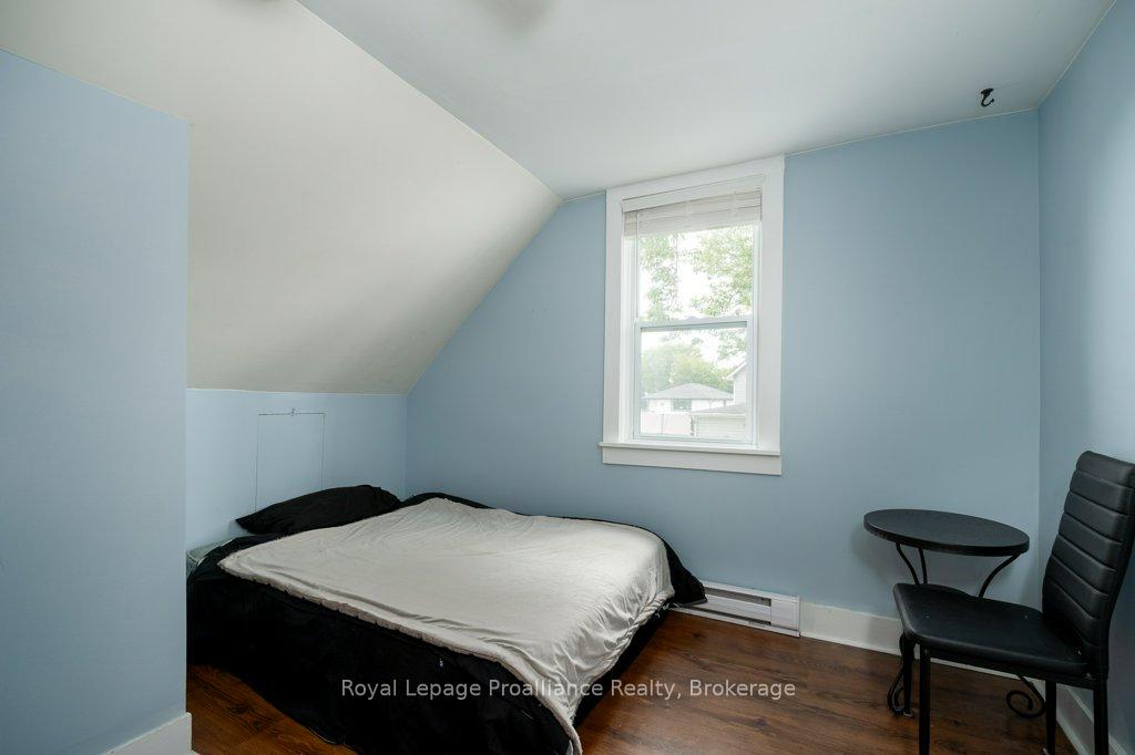 Photo 24 of 61 Pelham Street, Quinte West, Trenton Ward — HOMEH