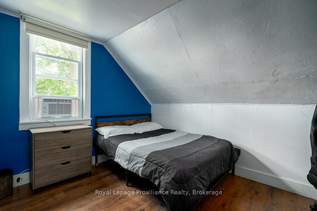 Photo 26 of 61 Pelham Street, Quinte West, Trenton Ward — HOMEH
