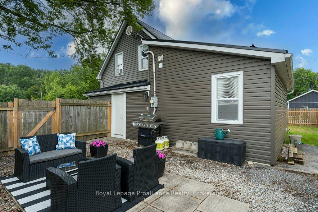 Photo 31 of 61 Pelham Street, Quinte West, Trenton Ward — HOMEH