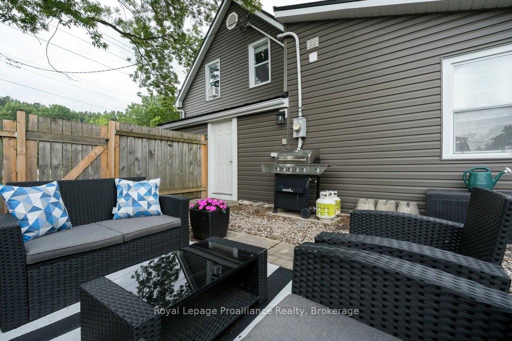 Photo 32 of 61 Pelham Street, Quinte West, Trenton Ward — HOMEH