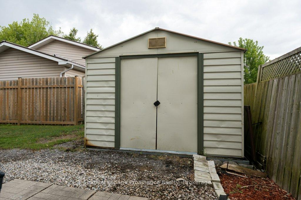 Photo 36 of 61 Pelham Street, Quinte West, Trenton Ward — HOMEH