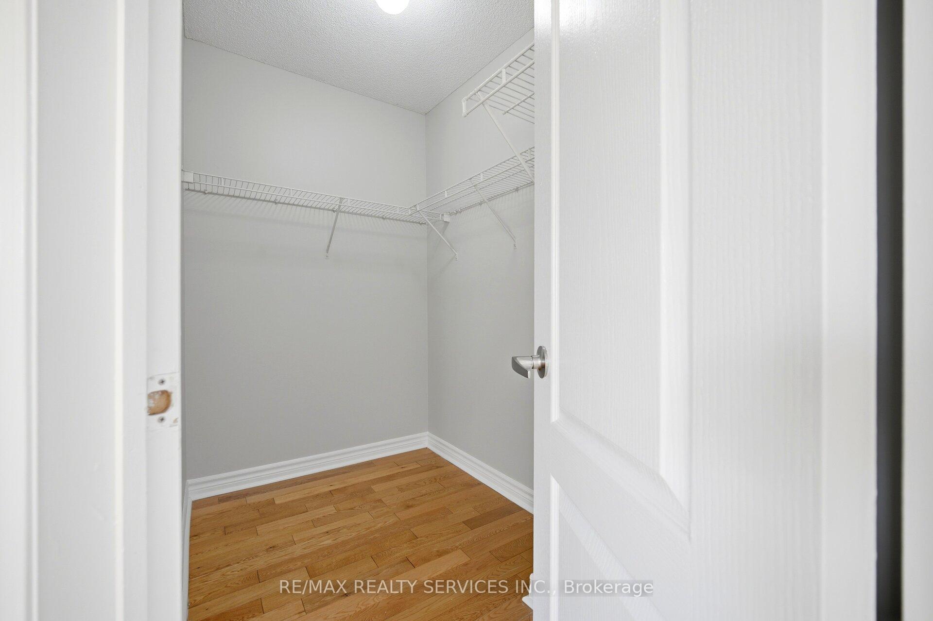 Photo 29 of 82 Rubysilver Drive, Brampton, Vales of Castlemore — HOMEH