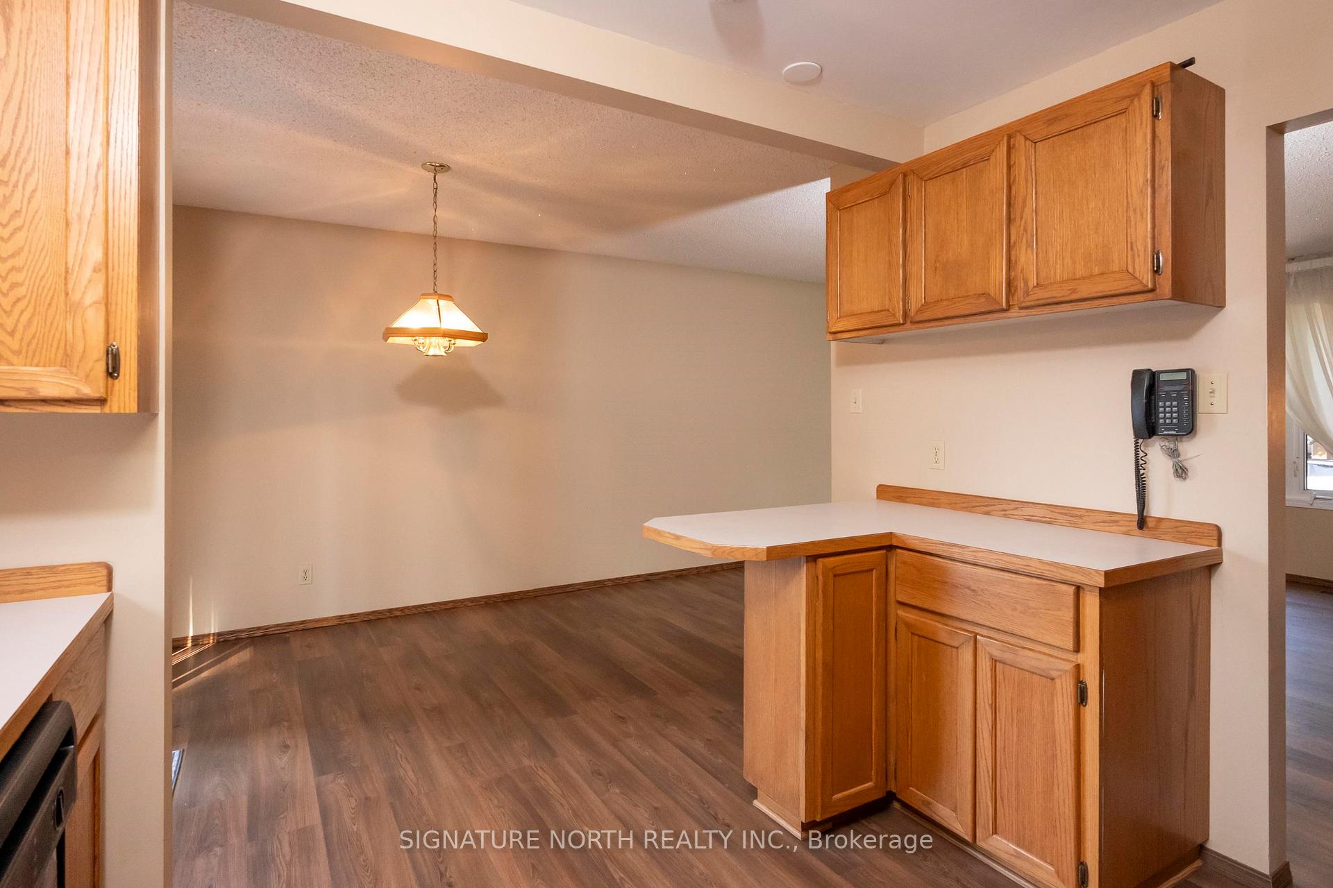 Photo 12 of 256 Fairbanks Crescent, Thunder Bay, River Terrace — HOMEH
