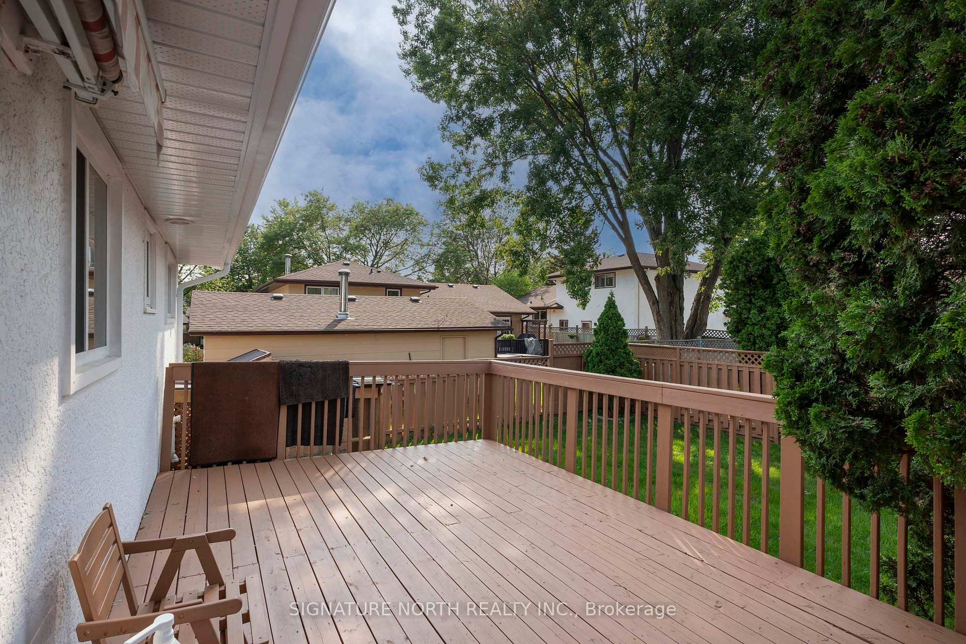 Photo 44 of 256 Fairbanks Crescent, Thunder Bay, River Terrace — HOMEH