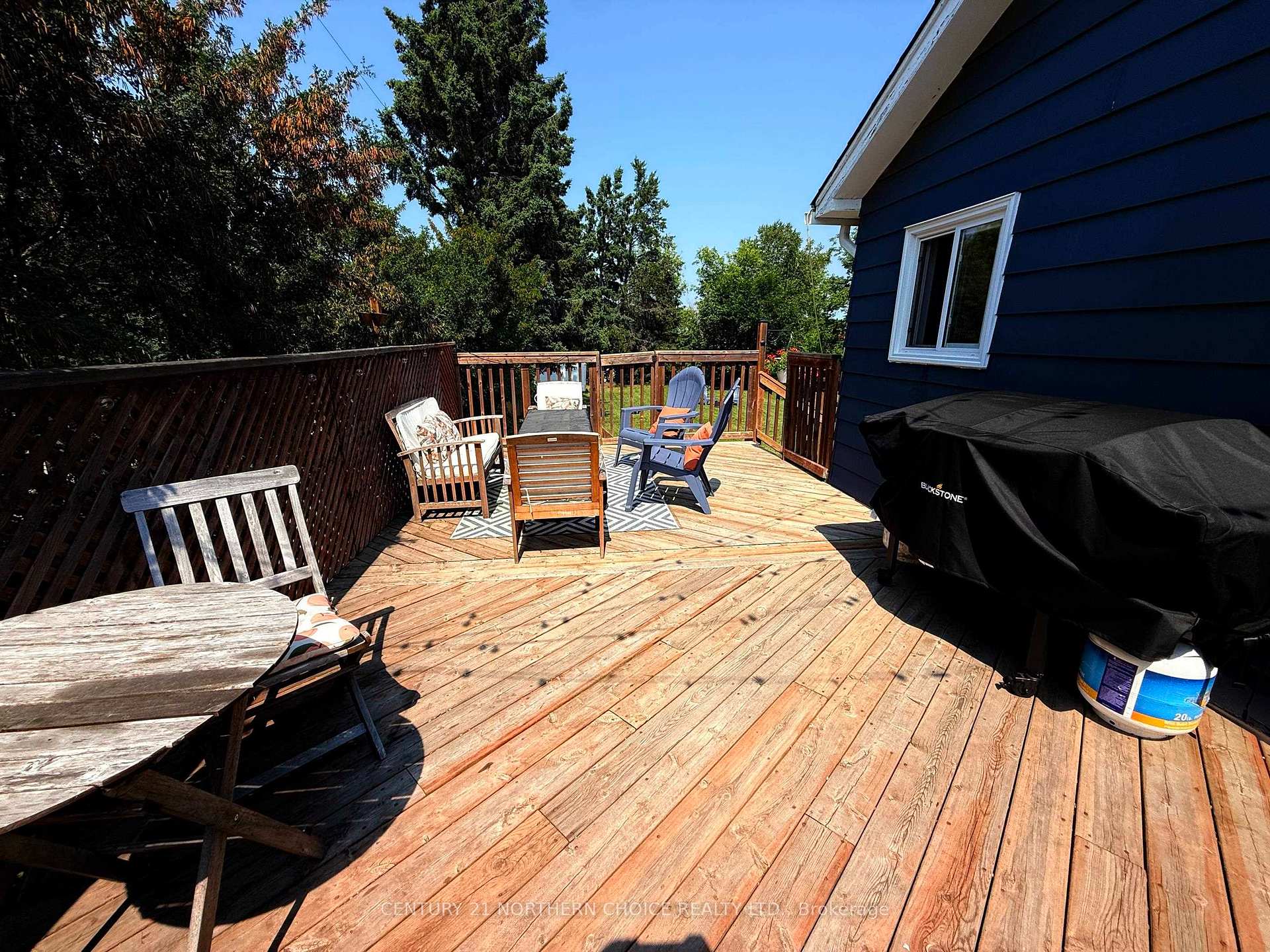 Photo 17 of 36 Robert Street, Sioux Lookout — HOMEH