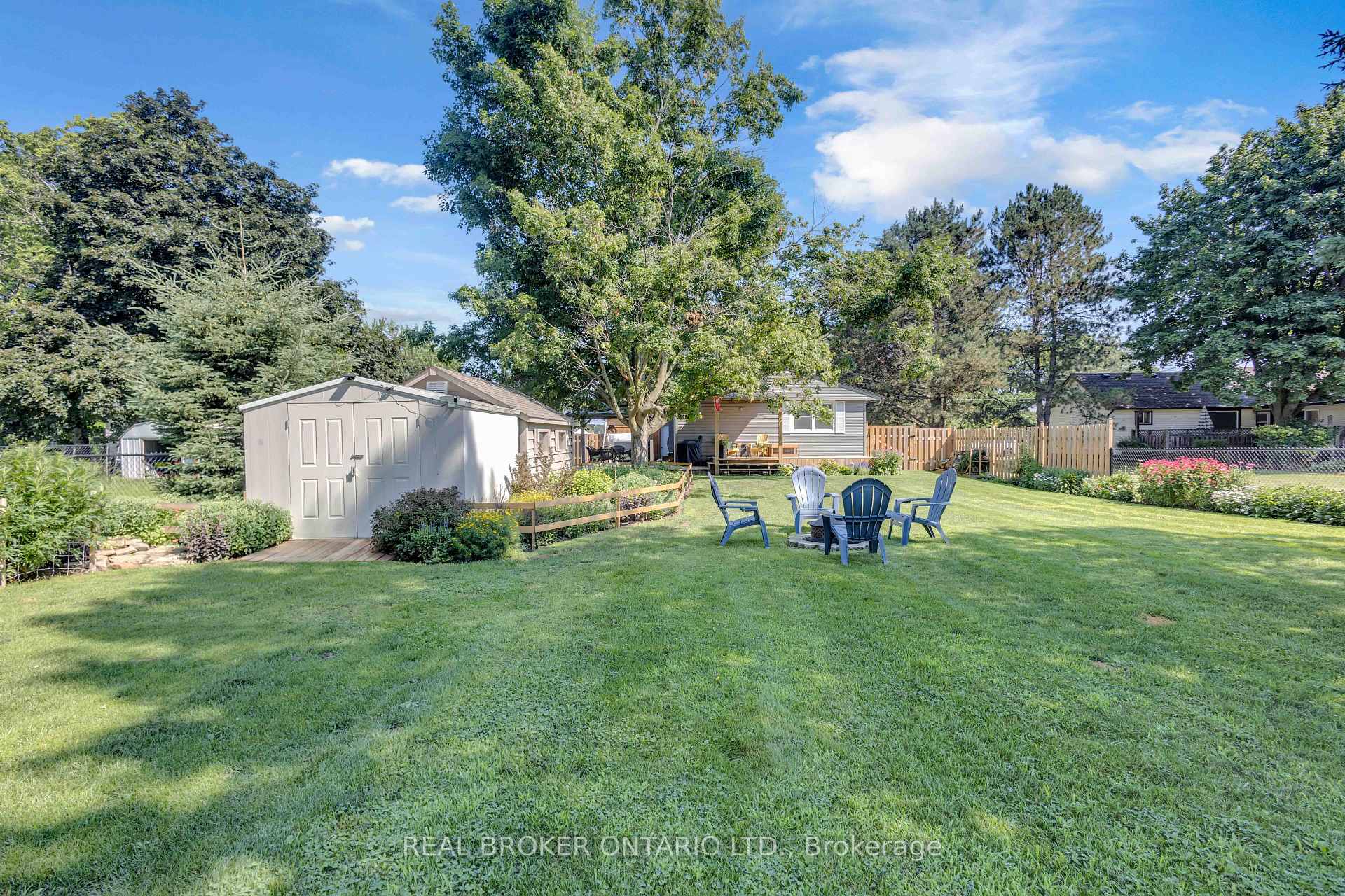Photo 26 of 46 Dufferin Street, Brant, Burford — HOMEH
