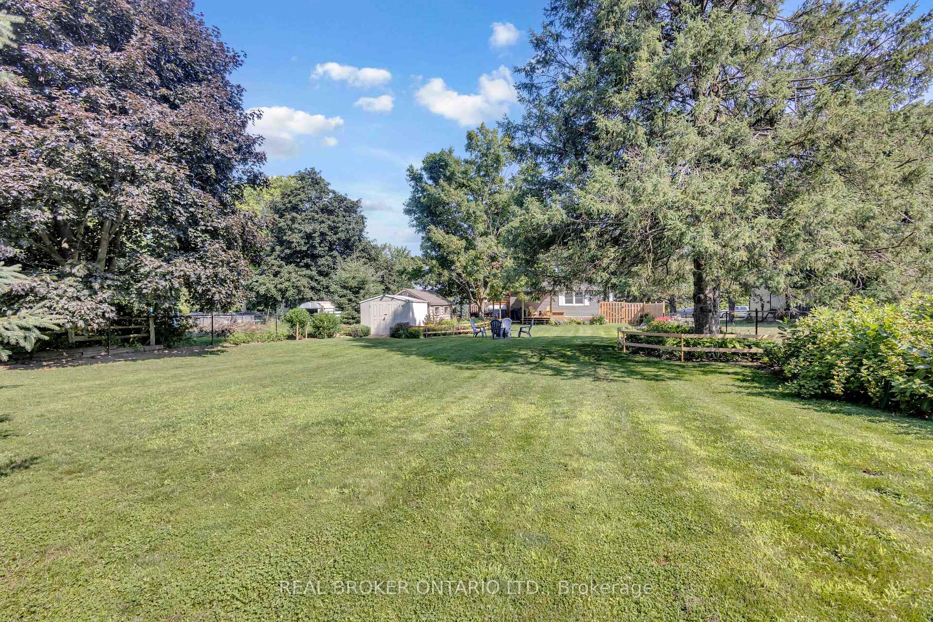 Photo 27 of 46 Dufferin Street, Brant, Burford — HOMEH