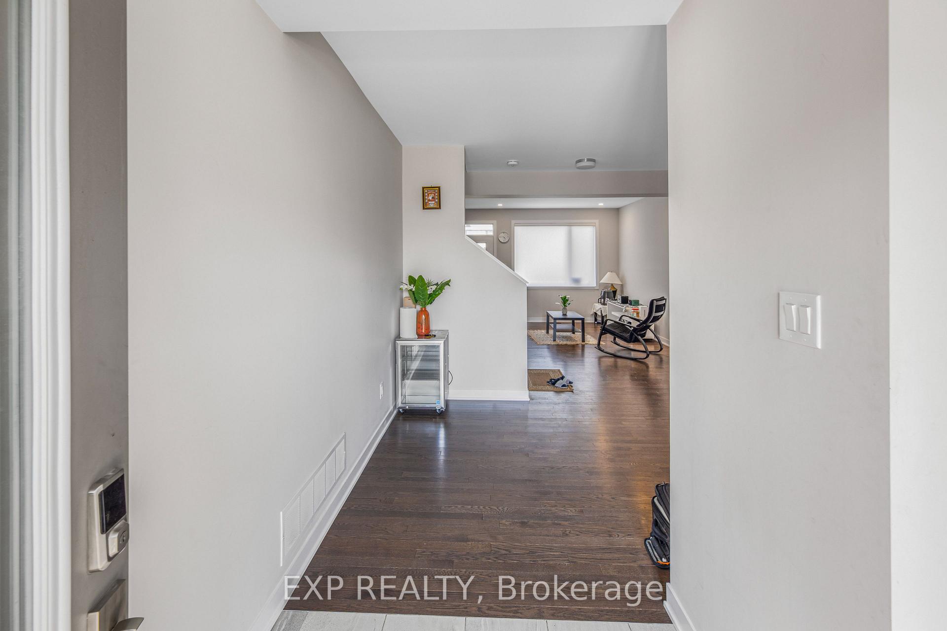 Photo 3 of 1919 Elevation Road, Ottawa, Barrhaven - Half Moon Bay — HOMEH