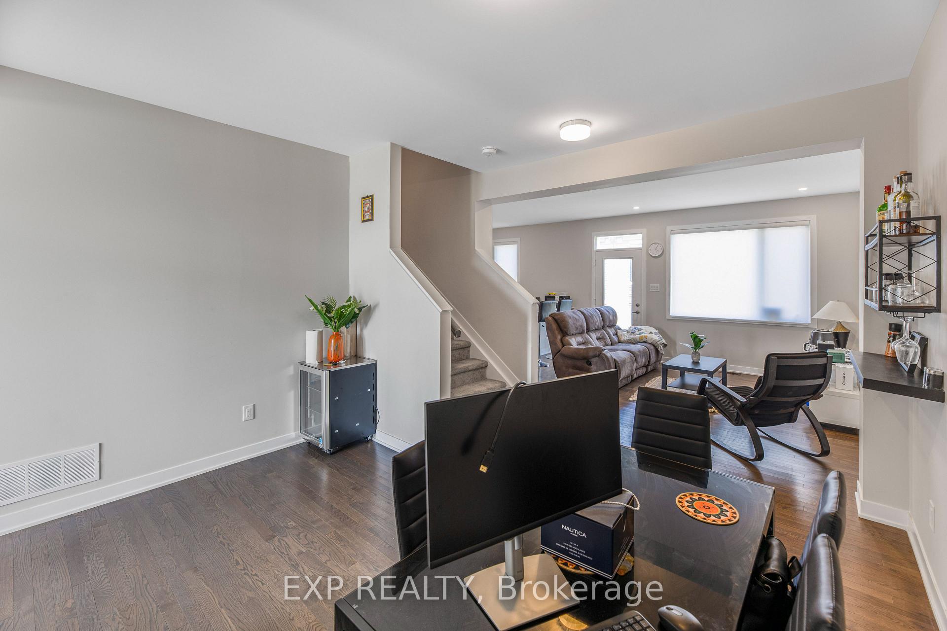 Photo 6 of 1919 Elevation Road, Ottawa, Barrhaven - Half Moon Bay — HOMEH