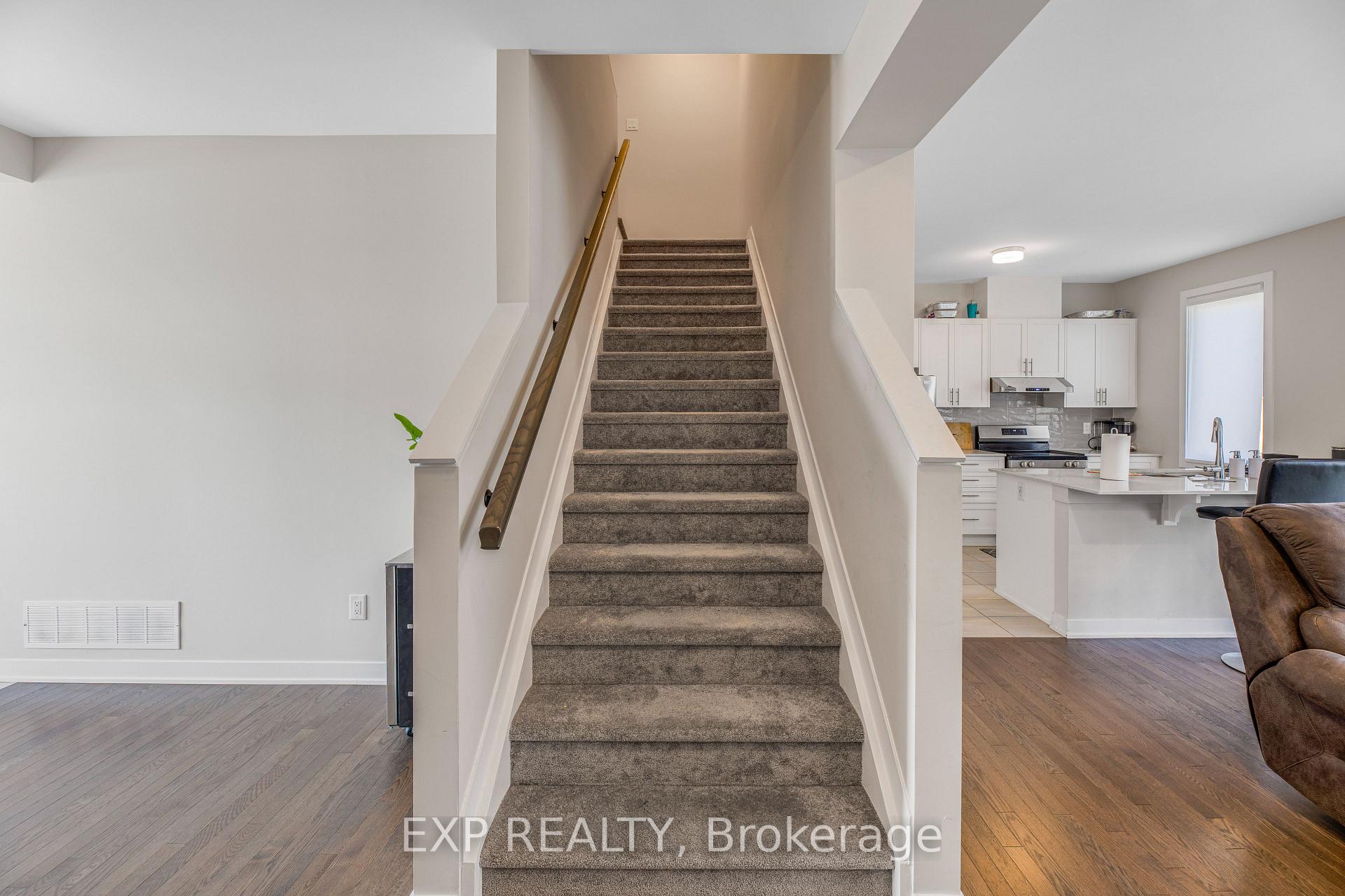 Photo 12 of 1919 Elevation Road, Ottawa, Barrhaven - Half Moon Bay — HOMEH