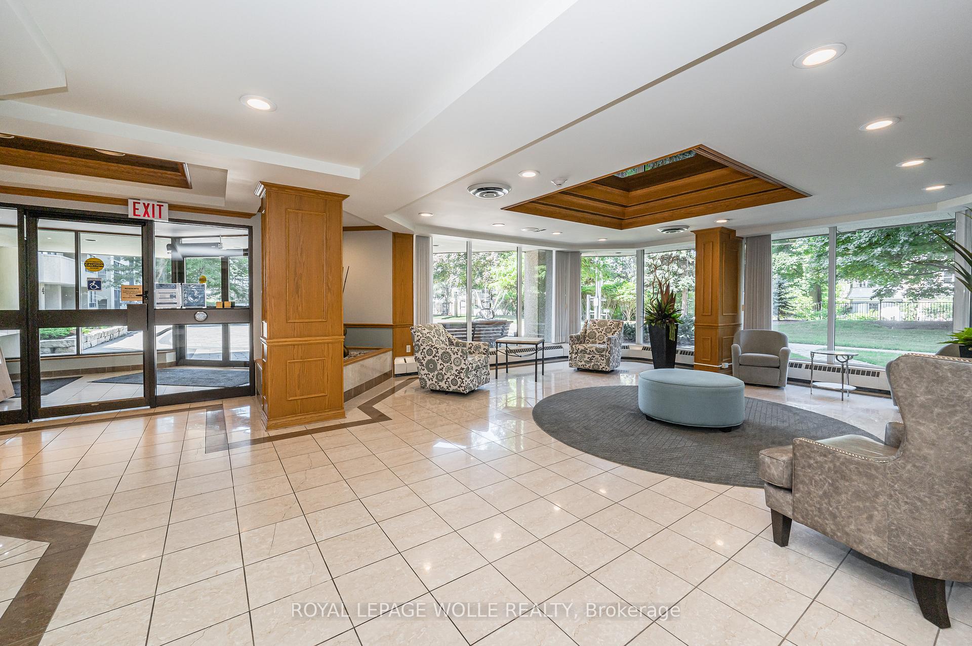 Photo 7 of Unit 1807, 6 Willow Street, Waterloo, Uptown Waterloo/North Ward — HOMEH