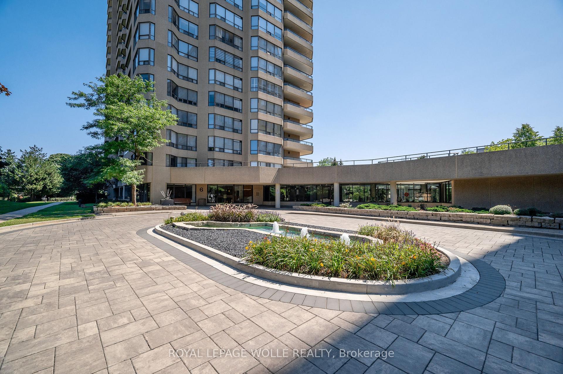Photo 19 of Unit 1807, 6 Willow Street, Waterloo, Uptown Waterloo/North Ward — HOMEH