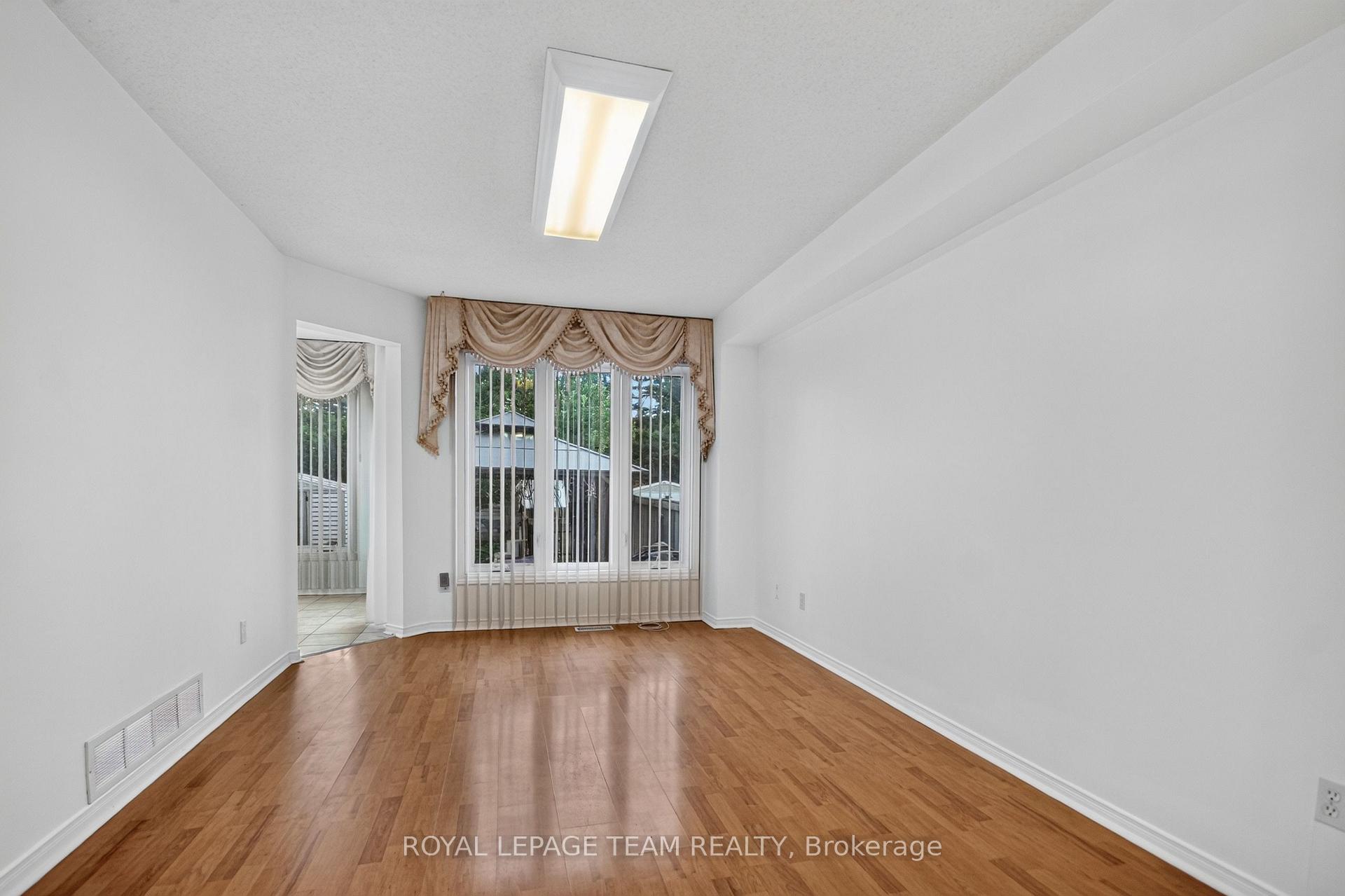 Photo 6 of 49 Jackman Terrace, Ottawa, Kanata - Katimavik — HOMEH