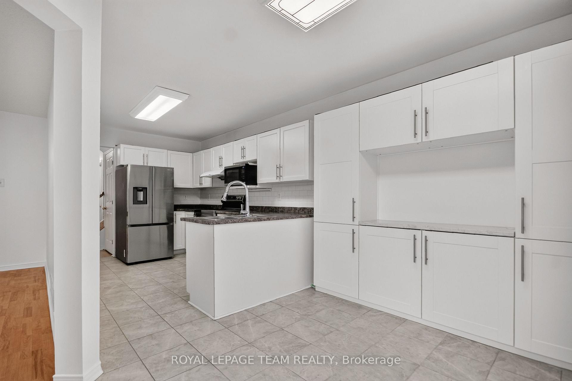 Photo 10 of 49 Jackman Terrace, Ottawa, Kanata - Katimavik — HOMEH