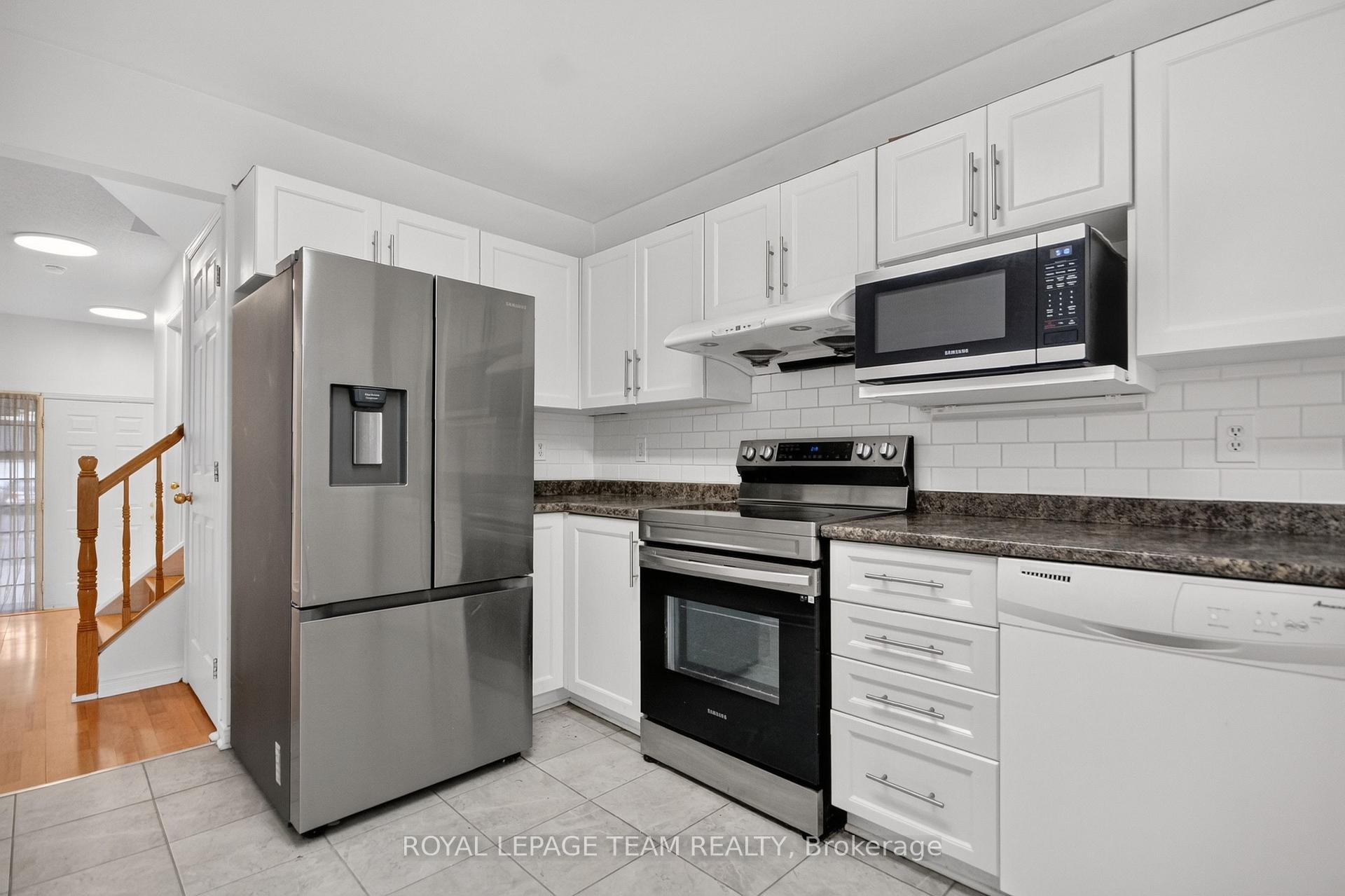 Photo 12 of 49 Jackman Terrace, Ottawa, Kanata - Katimavik — HOMEH