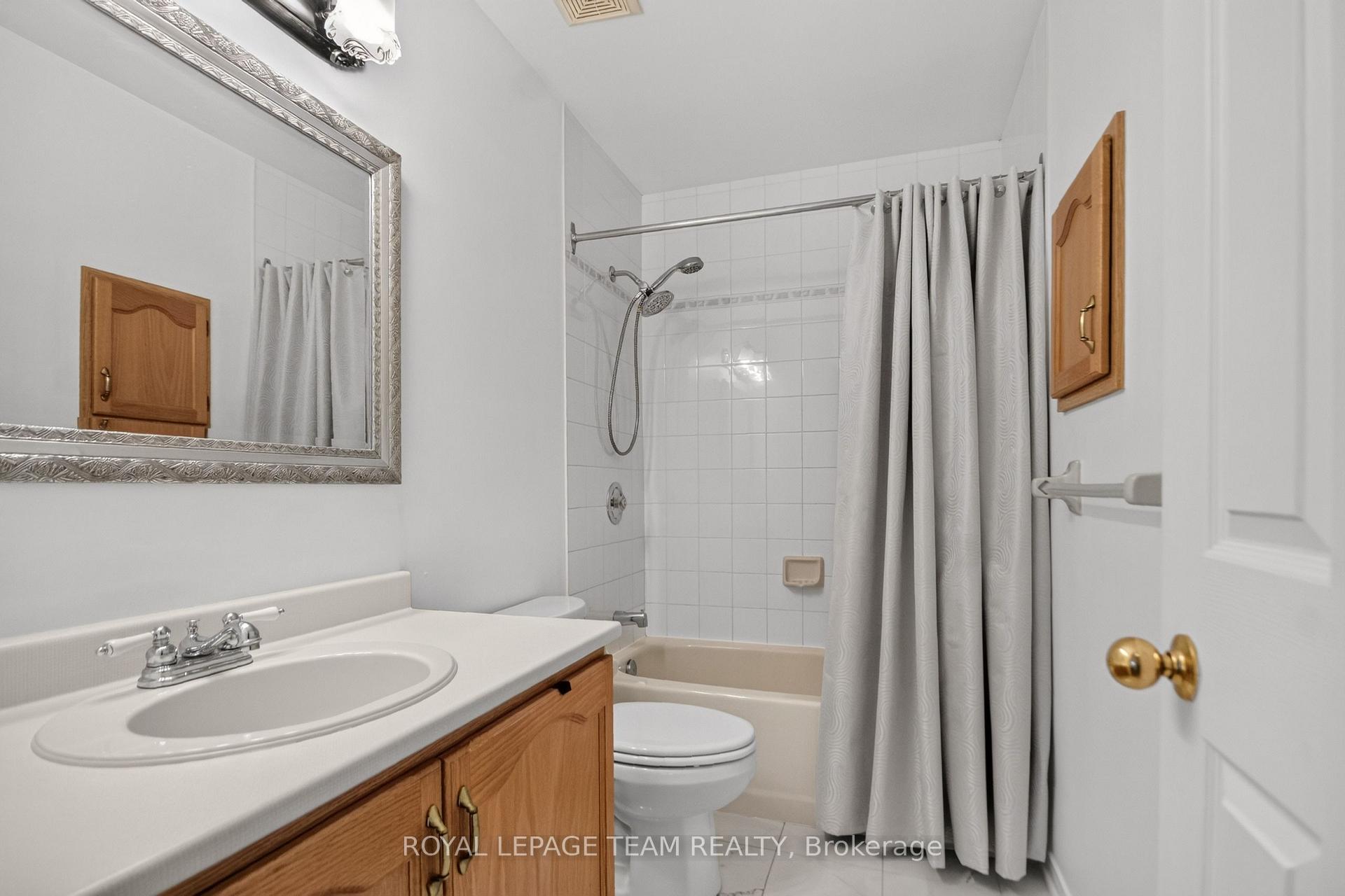 Photo 23 of 49 Jackman Terrace, Ottawa, Kanata - Katimavik — HOMEH