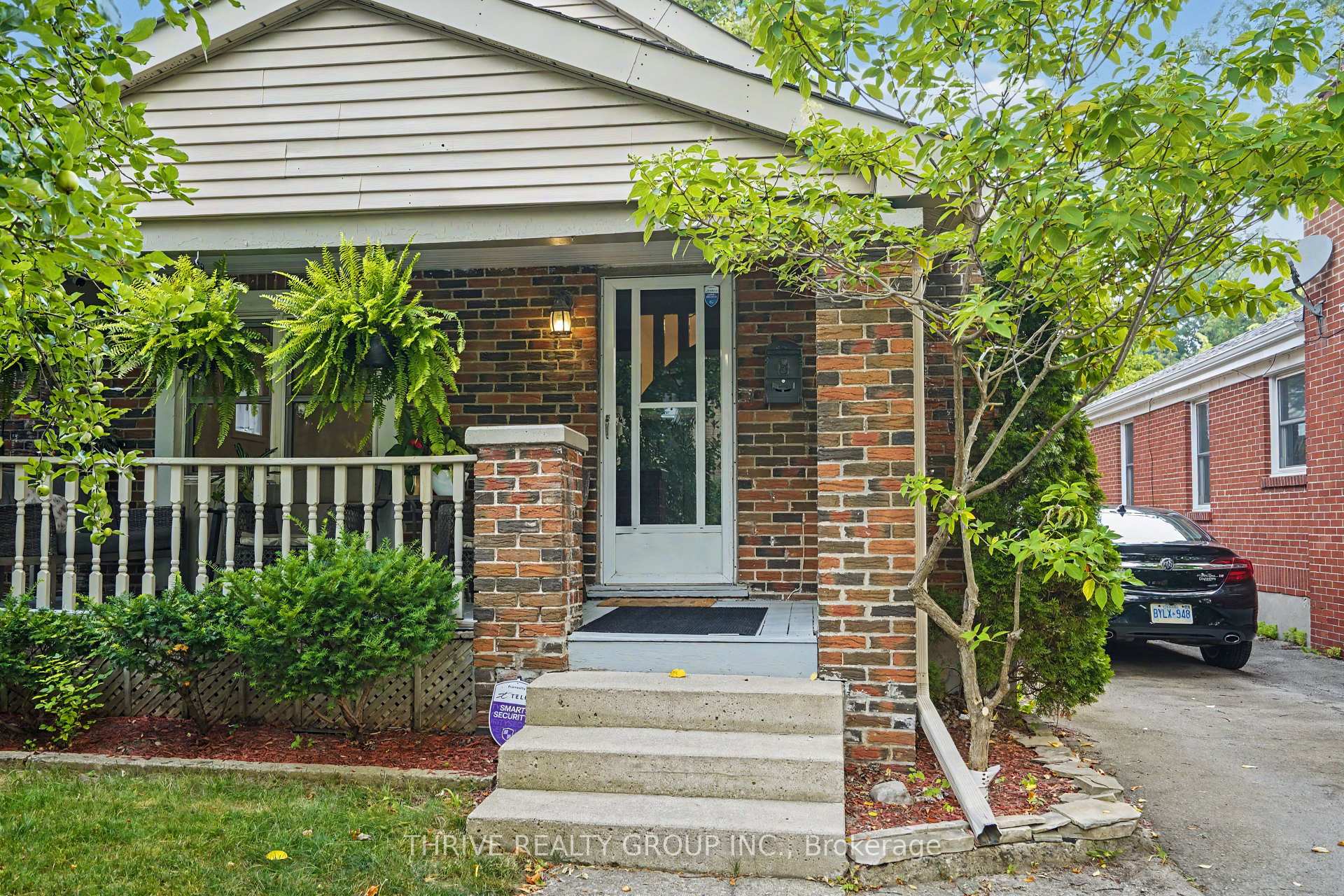 Photo 1 of 10 Byron Avenue E, London, South F — HOMEH