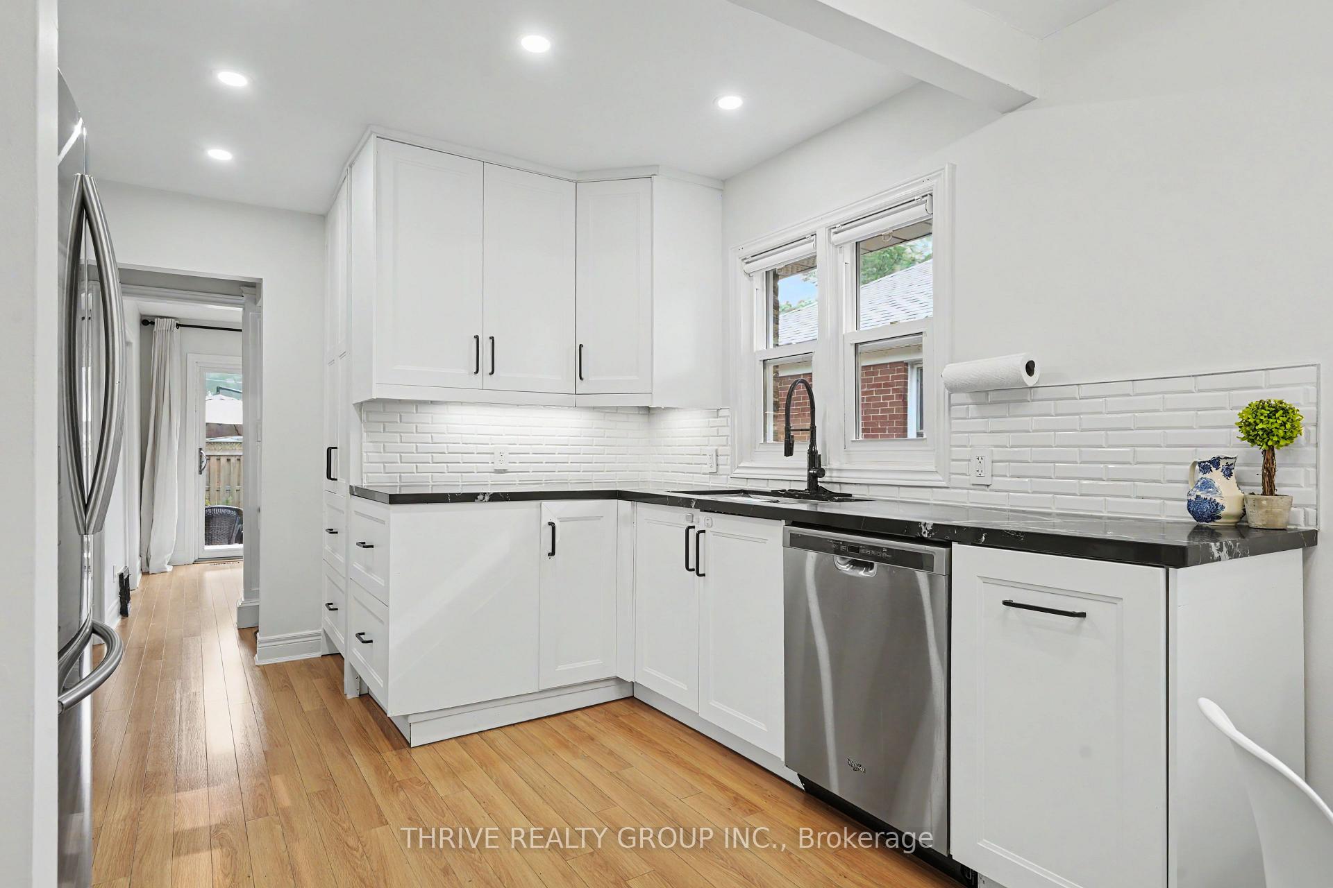 Photo 11 of 10 Byron Avenue E, London, South F — HOMEH