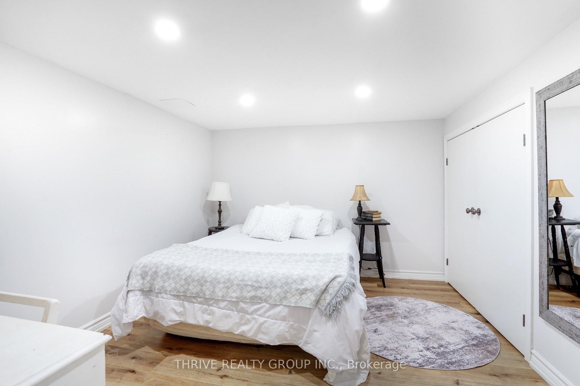 Photo 29 of 10 Byron Avenue E, London, South F — HOMEH