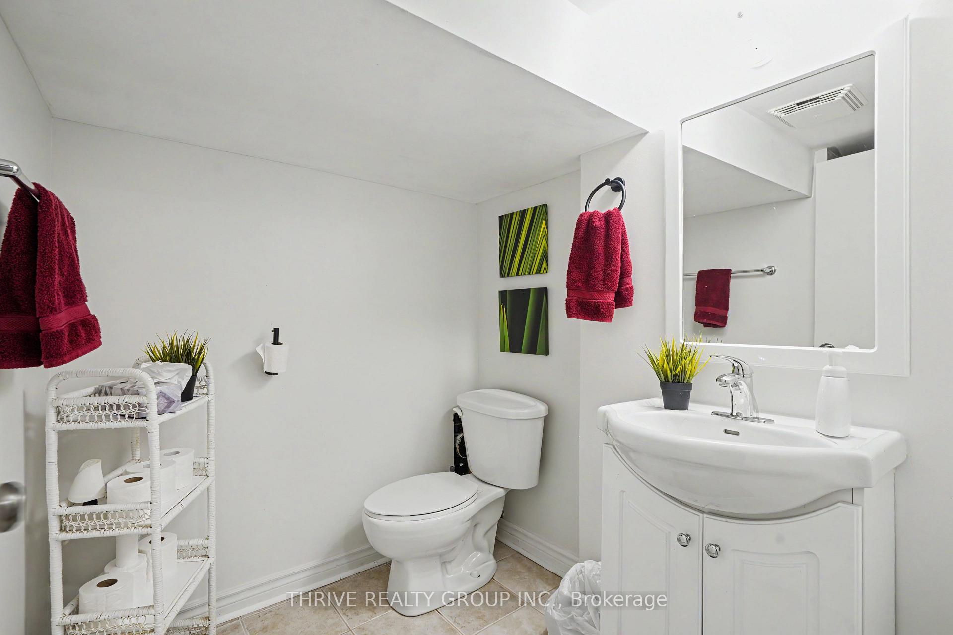Photo 32 of 10 Byron Avenue E, London, South F — HOMEH