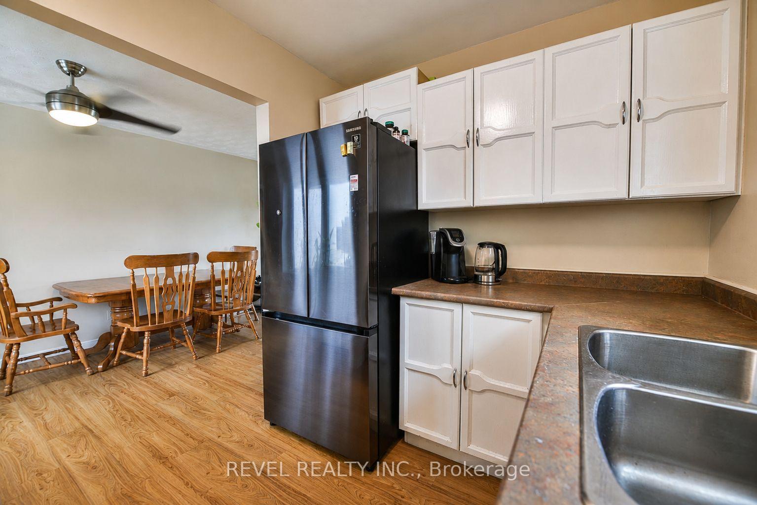 Photo 9 of 127 Spillenaar Street, Timmins, Porcupine - West — HOMEH