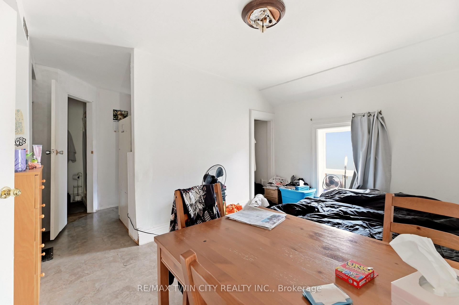 Photo 9 of 13 Usher Street, Brantford, Downtown Core — HOMEH