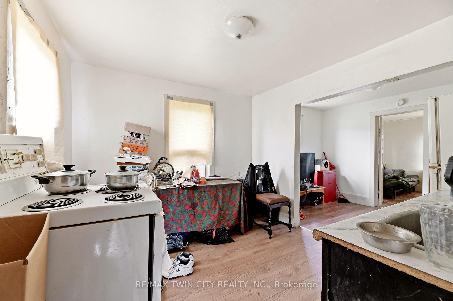 Photo 20 of 13 Usher Street, Brantford, Downtown Core — HOMEH