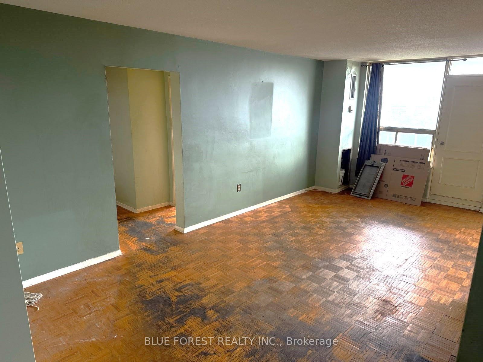 Photo 10 of Unit 1009, 5 Shady Golfway, Toronto, Flemingdon Park — HOMEH