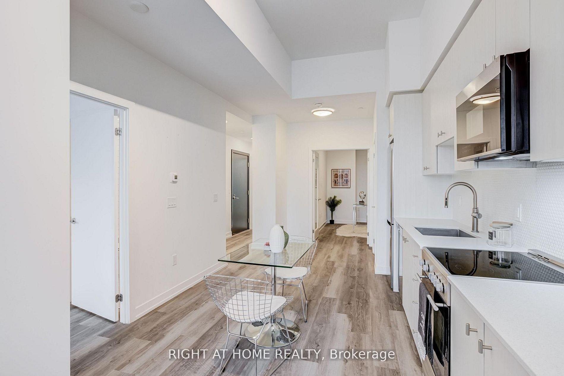 Photo 9 of Unit 301, 15 Wellington Street S, Kitchener, Cherry Hill — HOMEH