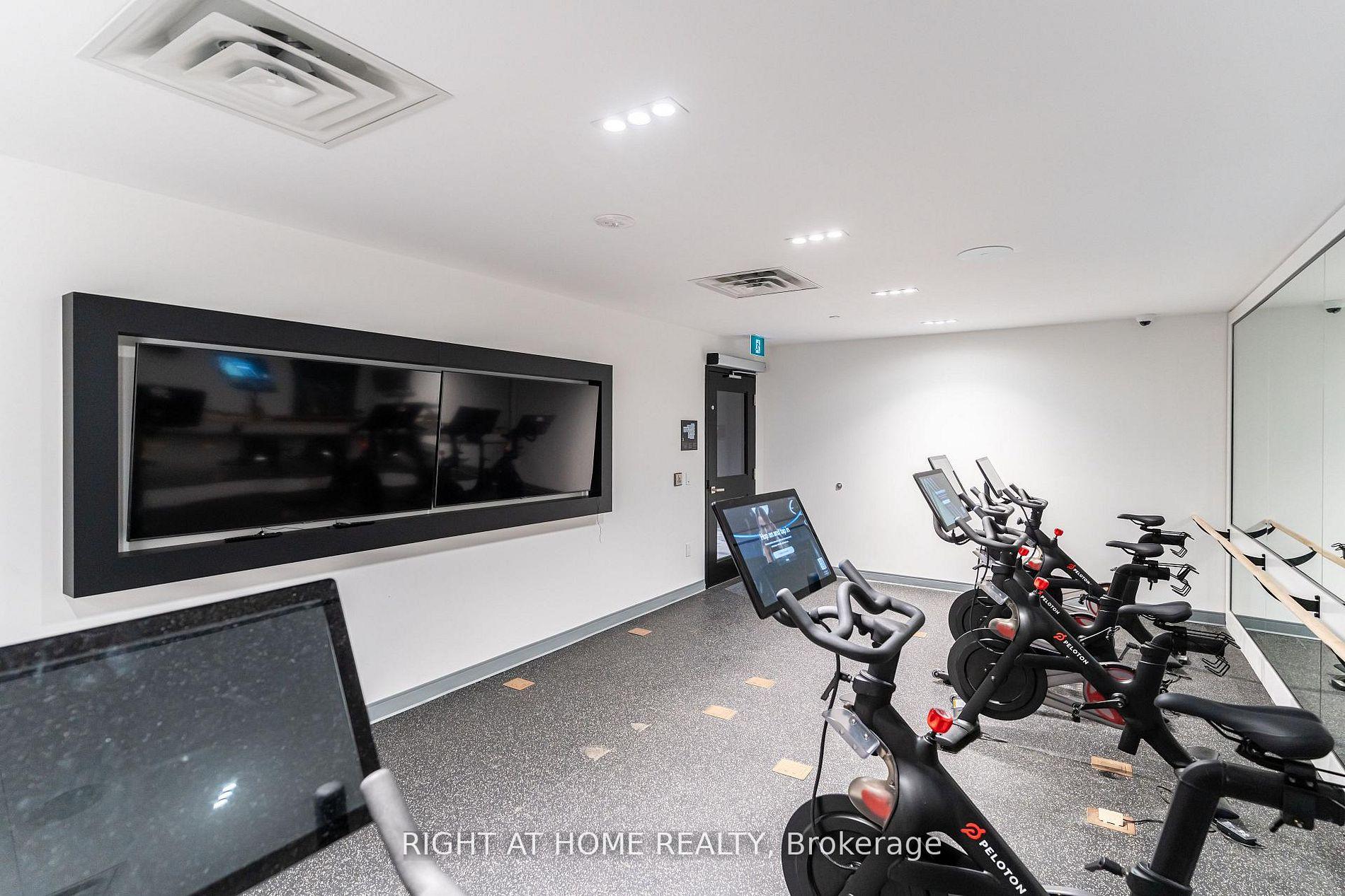 Photo 29 of Unit 301, 15 Wellington Street S, Kitchener, Cherry Hill — HOMEH